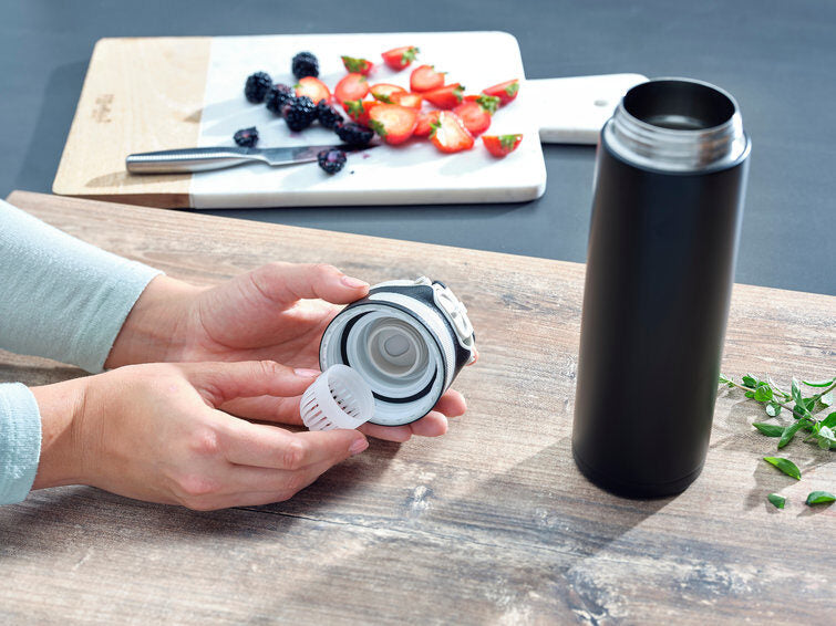 Leifheit 03271 tazza da viaggio 600 ml Nero Acciaio inossidabile