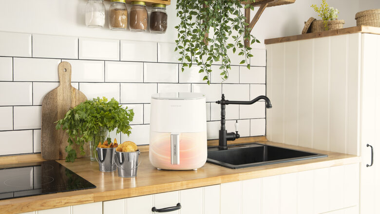 Cecotec CecoFry Deluxe Rapid Sun Singolo 2,5 L Indipendente 1400 W Friggitrice ad aria calda Bianco
