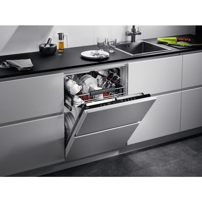AEG FSE74627P Lavastoviglie a Incasso Scomparsa Totale 13 coperti C