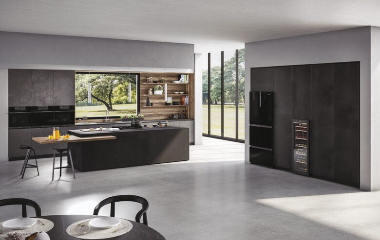 Haier Wine Bank 50 Serie 7 HWS77GDAU1 Cantinetta vino con compressore Libera installazione Nero 77 bottiglia/bottiglie