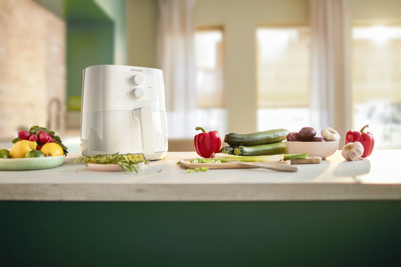 Philips Essential Airfryer HD9200/10 da 4,1 l e 0,8 kg con tecnologia Rapid Air