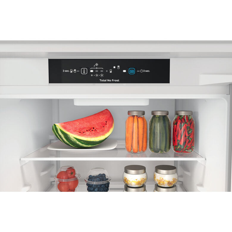 Indesit INC18 T311 frigorifero con congelatore Da incasso 250 L F Bianco