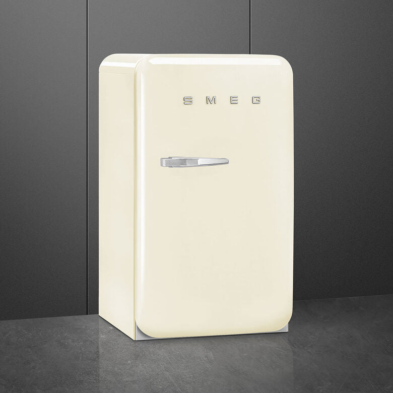 Smeg 50's Style monoporta Libera installazione 122 L E Crema
