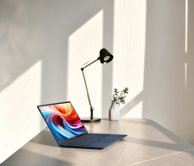 ASUS Zenbook 14 OLED UX3405MA-PP032W Intel Core Ultra 7 155H Computer portatile 35,6 cm (14") 2.8K 16 GB LPDDR5x-SDRAM 1 TB SSD Wi-Fi 6E (802.11ax) Windows 11 Home Blu