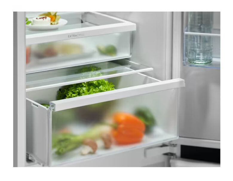 Electrolux ENT6ME18SX Frigorifero con congelatore Da incasso combinato Classe E 249 lt