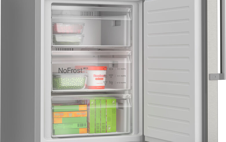 Bosch KGN39AIAU Serie 6 Frigorifero Combinato A Libera Installazione, No Frost, MultiAirflow, Tecnologia VitaFresh, Classe A, Acciaio Spazzolato Anti-impronta