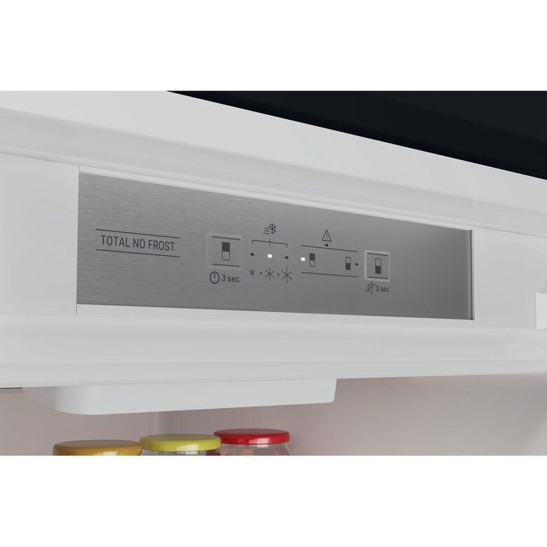 Hotpoint HAC18 T311 frigorifero con congelatore Da incasso 250 L F Bianco