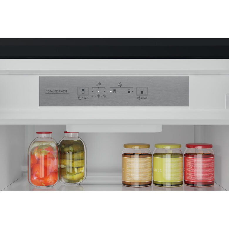 Hotpoint HAC18 T311 frigorifero con congelatore Da incasso 250 L F Bianco