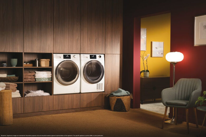 Haier Serie 876 HW80-B14876N lavatrice Caricamento frontale 8 kg 1330 Giri/min A Bianco