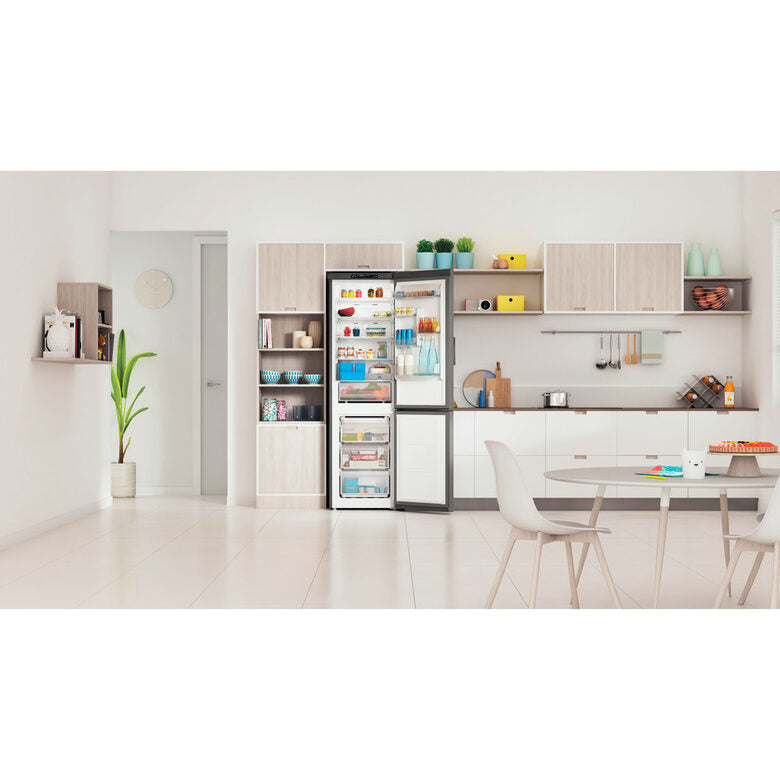Indesit INFC9 TA23X frigorifero con congelatore Libera installazione 367 L D Argento