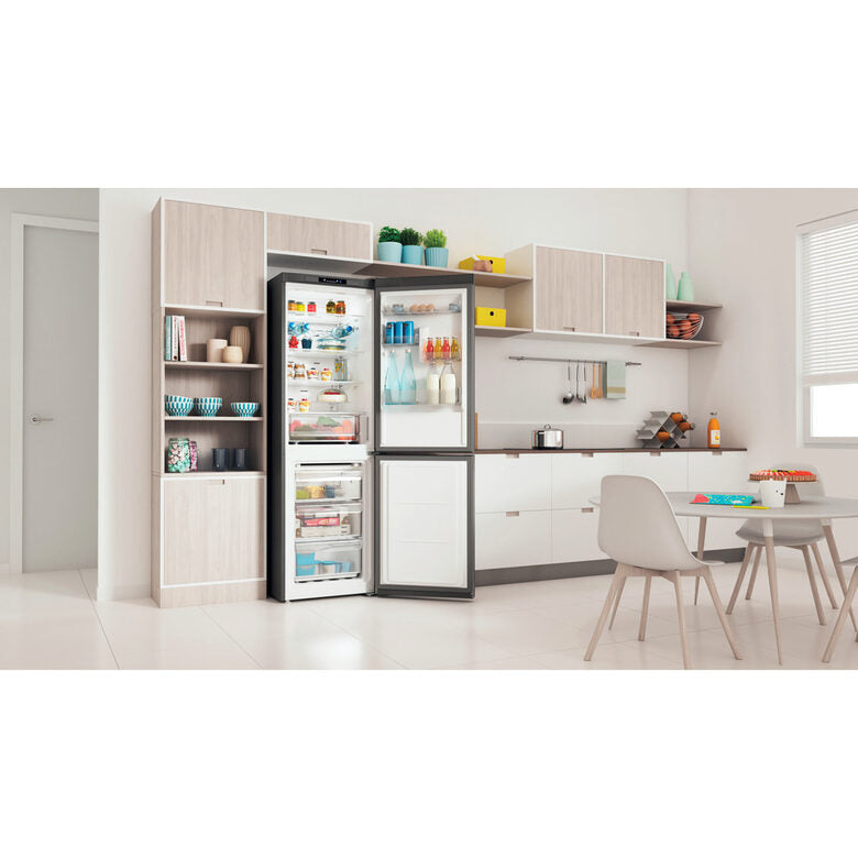 Indesit INFC8 TI21X frigorifero con congelatore Libera installazione 335 L F Acciaio inossidabile
