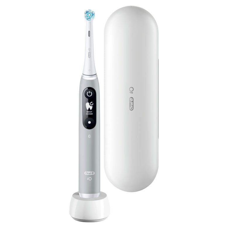 Oral-B iO - 6 - Spazzolino Elettrico Grigio Con Display In Bianco E Nero, 1 Testina, 1 Custodia Da Viaggio, Designed By Braun