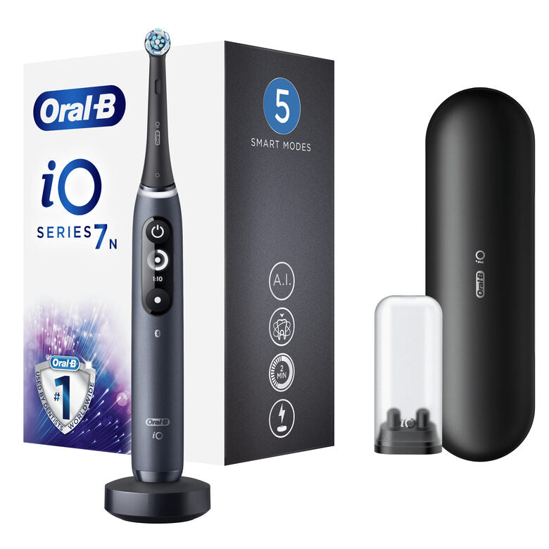 Oral-B iO 7n Spazzolino Elettrico Ricaricabile Nero Esclusivo Con Tecnologia Magnetica Rivoluzionaria, Display In Bianco E Nero, 1 Testina, 1 Custodia Da Viaggio Premium, Designed By Braun