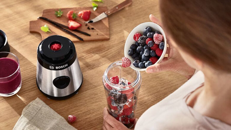 Bosch Serie 2 MMB2111M frullatore 0,6 L Frullatore per sportivi 450 W Nero, Acciaio inossidabile