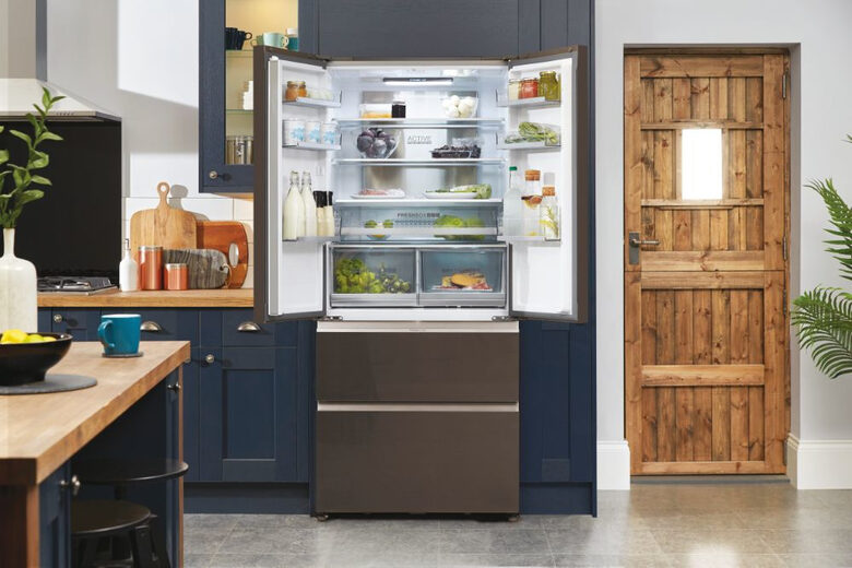 Haier FD 83 Serie 7 HB18FGSAAA frigorifero side-by-side Libera installazione 539 L E Argento, Titanio