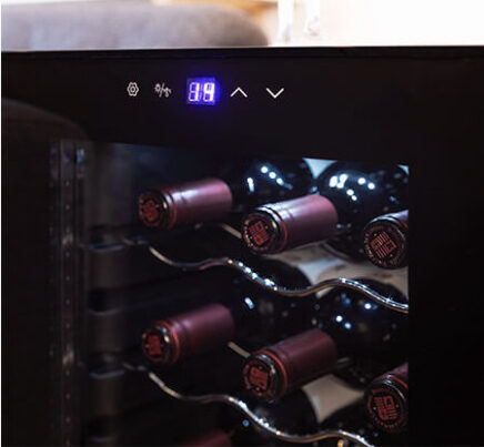 Cecotec GrandSommelier 15000 Cantinetta Vino Con Compressore Libera Installazione Nero 15 Bottiglie
