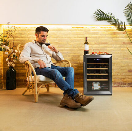 Cecotec GrandSommelier 20000  Cantinetta Vino Con Compressore Libera Installazione Grigio 20 Bottiglie
