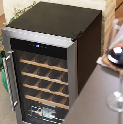Cecotec GrandSommelier 24000  Cantinetta Vino Con Compressore Libera Installazione Grigio 24 Bottiglie