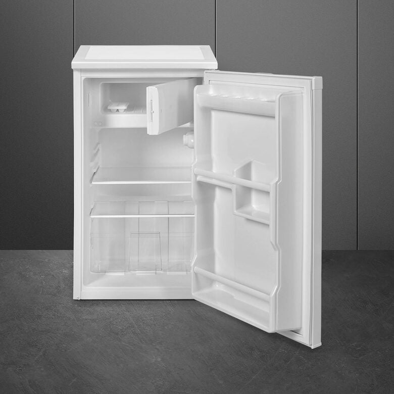 Smeg Frigorifero FS08EW Frigorifero Monoporta Con Freezer Interno A Libera Installazione, Sotto-Tavolo, Classe E, Bianco