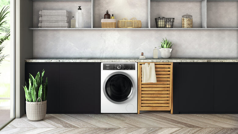 Hotpoint H8 W046WB IT lavatrice Caricamento frontale 10 kg 1400 Giri/min A Bianco