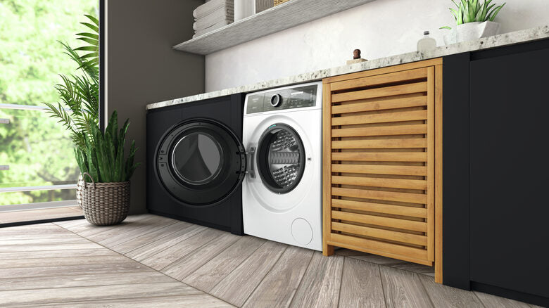 Hotpoint H8 W046WB IT lavatrice Caricamento frontale 10 kg 1400 Giri/min A Bianco