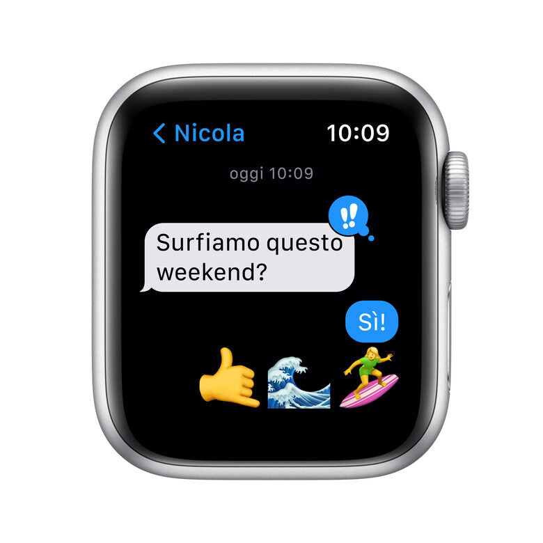 Apple Watch SE GPS, 40mm Cassa in Alluminio color Argento con Cinturino Sport Azzurro
