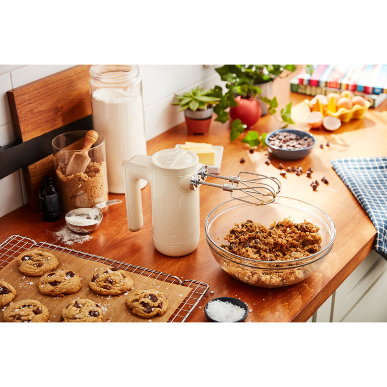 KitchenAid 5KHMB732EAC sbattitore Sbattitore manuale 16 W Crema