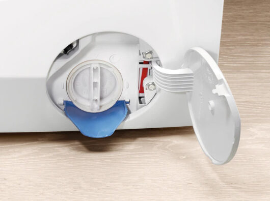 Electrolux EW8F396G lavatrice Caricamento frontale 9 kg 1551 Giri/min A Bianco