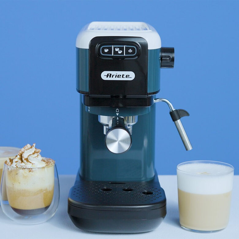 Ariete 1399 Snow White Macchina da caffè espresso, Per polvere e cialde ESE, 1300 W, Capacità 1,1L, 15 bar di pressione, Filtro 1, 2 tazze e cialda ESE, Cappuccino, Bianco
