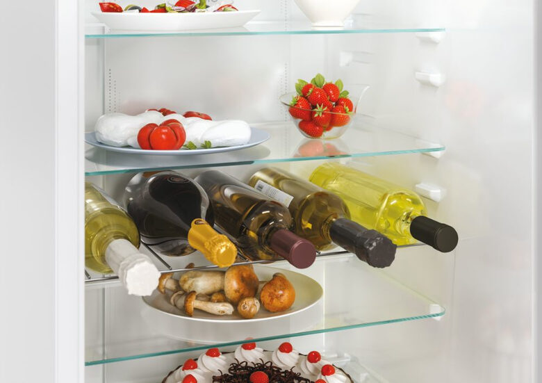 Candy Fresco CBT3518FW frigorifero con congelatore Da incasso 248 L F Bianco