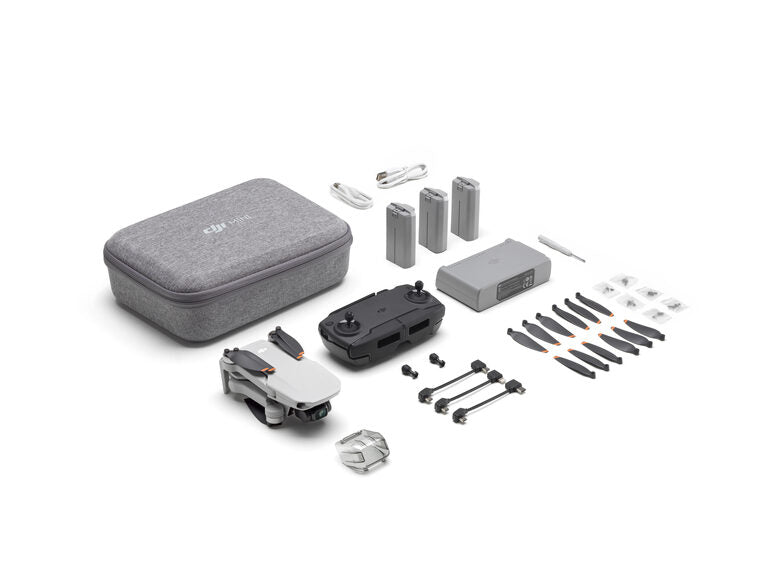 DJI Mini SE Fly More Combo Drone 4 rotori Quadrirotore 12 MP 2720 x 1530 Pixel 2250 mAh Bianco