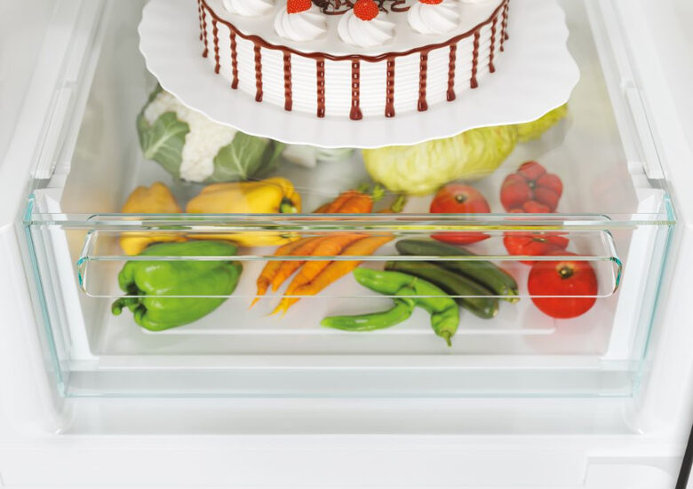 Candy Fresco CCE3T618EB frigorifero con congelatore Libera installazione 341 L E Nero