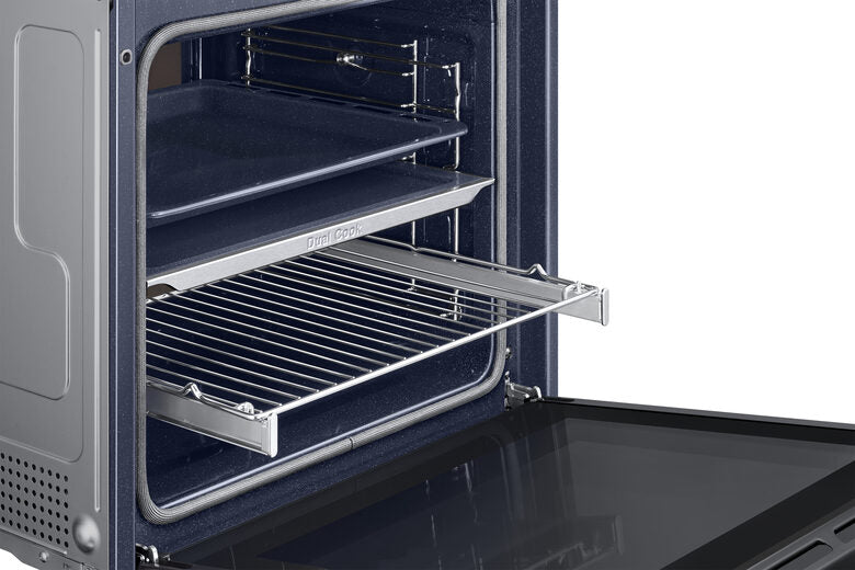 Samsung NV7B4440VBB Forno a Incasso 76 L 2950 W A+ Nero