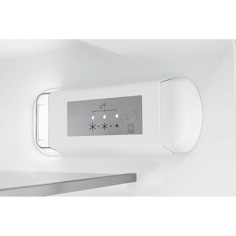 Hotpoint Frigorifero combinato ad incasso BDFS 2422