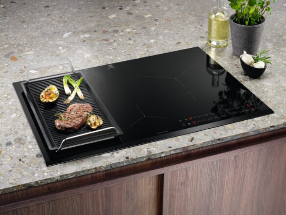 Electrolux Serie 600 LIL83441 piano cottura Nero Superficie piana 78 cm Piano cottura a induzione 4 Fornello(i)
