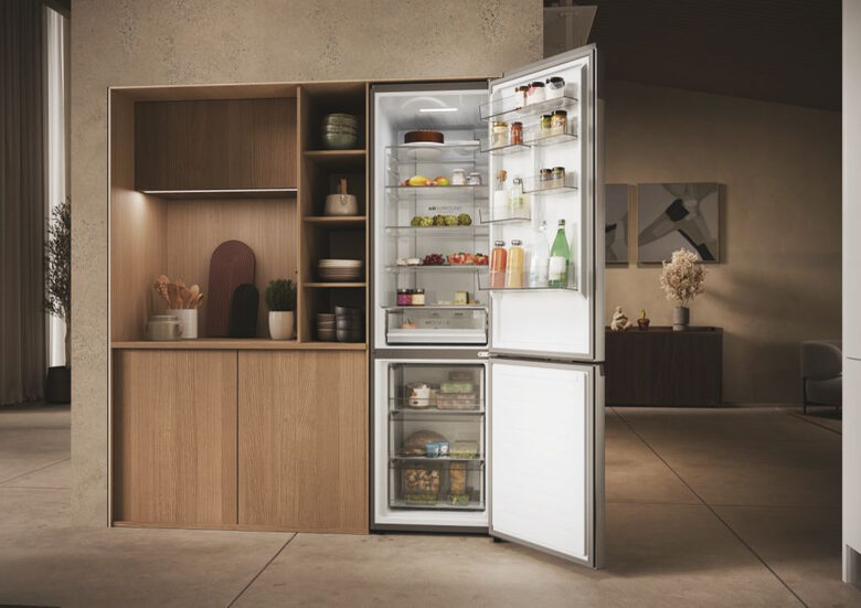 Haier HDPW3620DNPD 2D 60 Serie 3 Frigorifero Combinato A Libera Installazione, No Frost, Tecnologia Haier Air Surround, Haier Artificial Intelligence, Classe D, Acciaio Inox