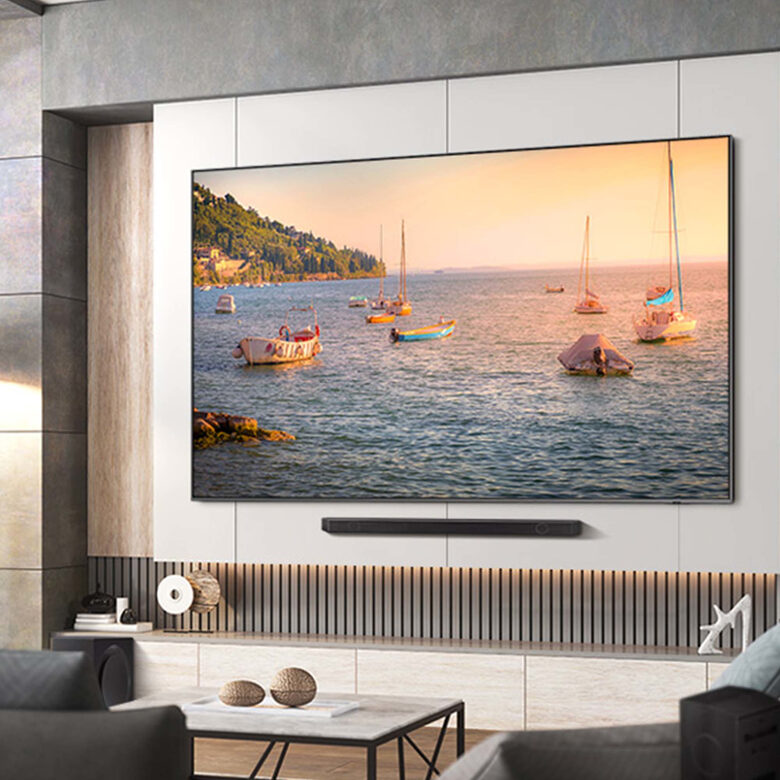 Samsung QE98Q80CATXZT Televisione Smart TV 98 Pollici Qled 4K Serie 8 Superslim Carbon Silver