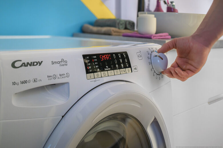 Candy Smart ProInverter CO4104TWM/1-S lavatrice Carica frontale 10 kg 1400 Giri/min A Bianco
