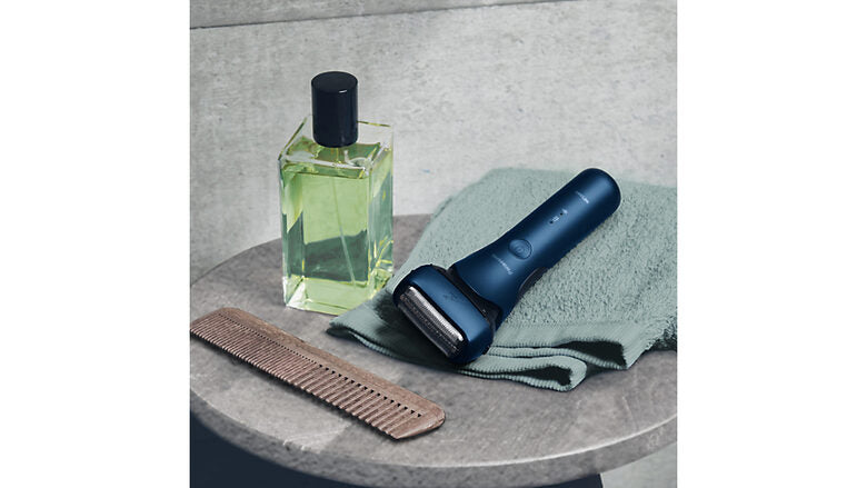 Panasonic ES-LT4B Rasoio Trimmer Blu