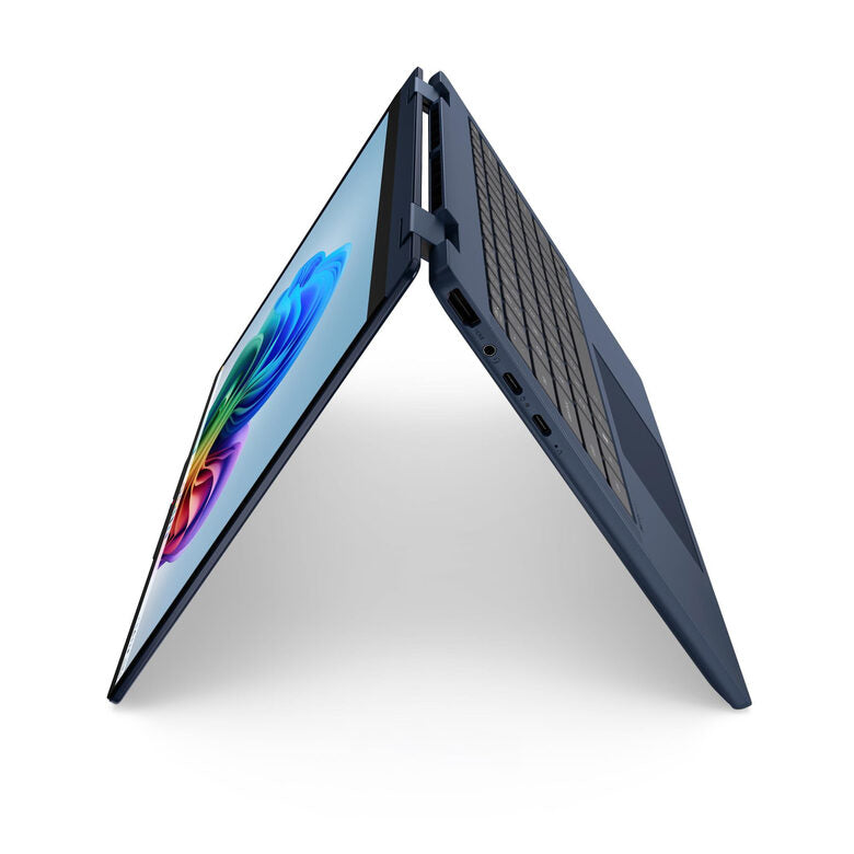 Lenovo IdeaPad | Notebook 5 2-in-1 | Display 14.0'' WUXGA (1920x1200) Touch | Processore INTEL CORE U5 322 | Memoria RAM 16GB | Memoria SSD 512GB | Scheda grafica Integrata | Sistema Operativo WINDOWS 11 HOME | COSMIC_BLUE | Caricatore NON incluso