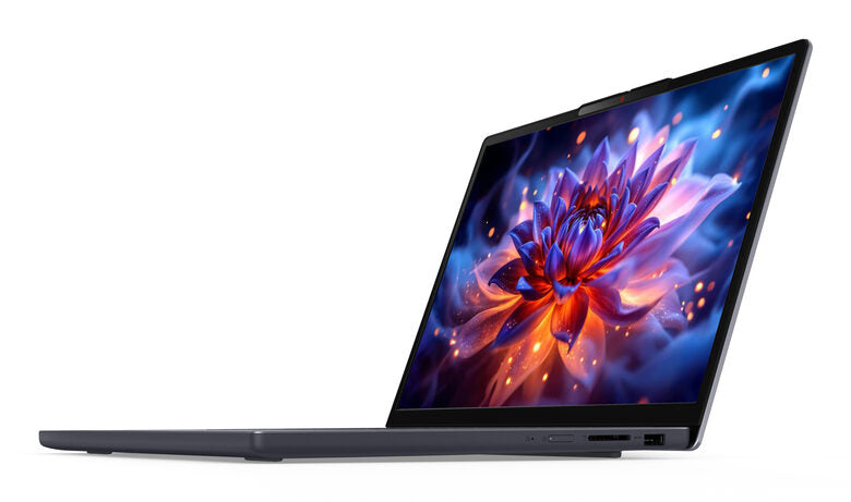 Lenovo IdeaPad | Notebook Slim 3 | Display 15.3'' WUXGA (1920x1200) | Processore INTEL Core 3 304 | Memoria RAM 8GB | Memoria SSD 256GB | Scheda grafica Integrata | Sistema Operativo WINDOWS 11 HOME | LUNA_GREY | Caricatore NON incluso