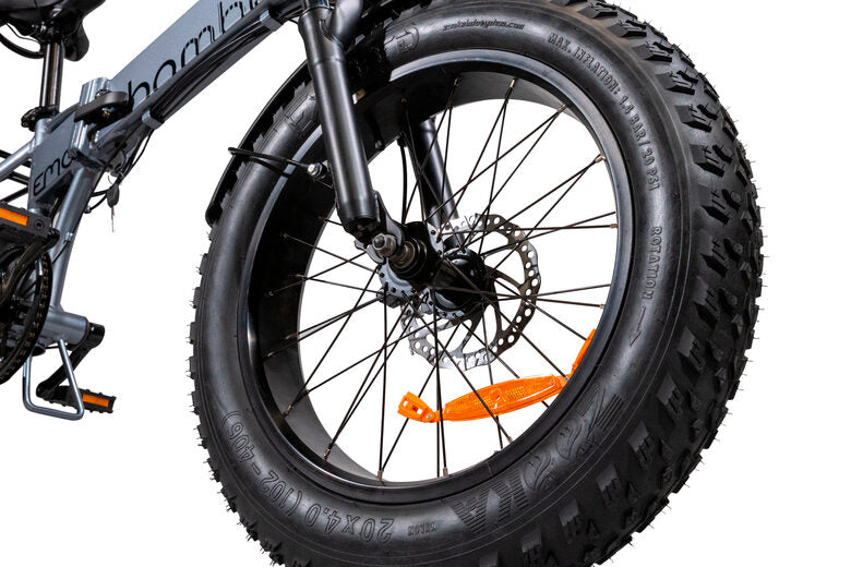 EMG Fat Bike Bomber 250W con telaio 17" foldable, ruota 20", Freni a disco a/p, Cambio Shimano e batteria 10Ah