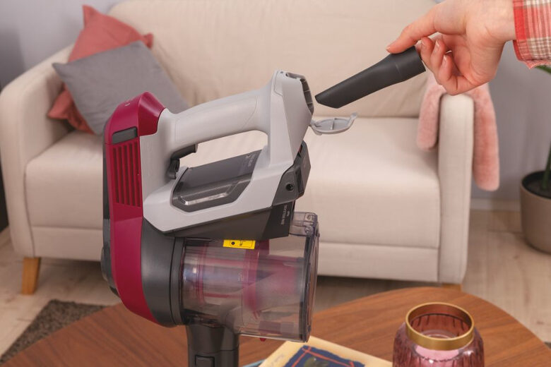 Hoover HF1 HF110P 011 Senza sacchetto 0,9 L 170 W Magenta