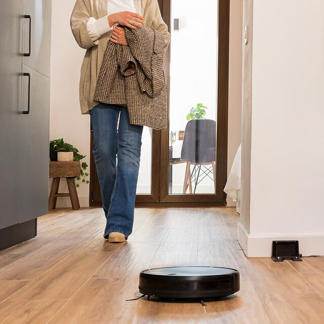 Cecotec A01_EU01_114725 aspirapolvere robot Senza sacchetto Nero