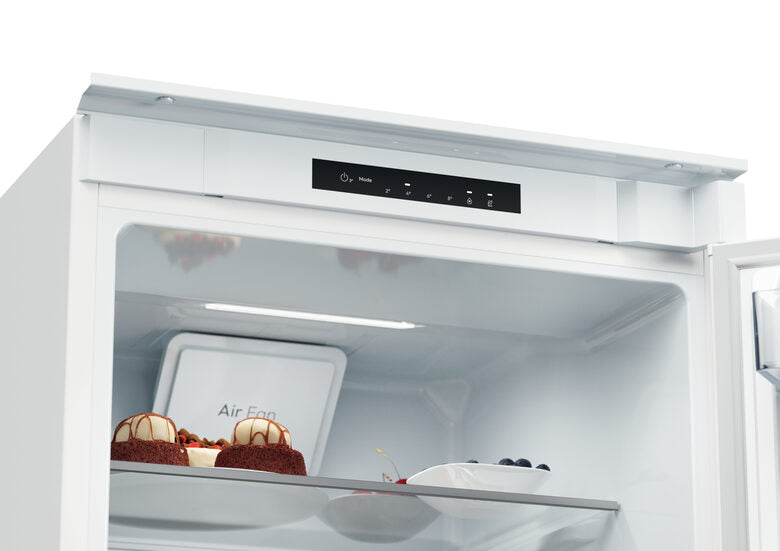 Candy CNBQL3518EV Frigorifero da incasso 268 L E Bianco