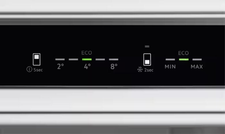 Electrolux ENT6ME18SX Frigorifero con congelatore Da incasso combinato Classe E 249 lt