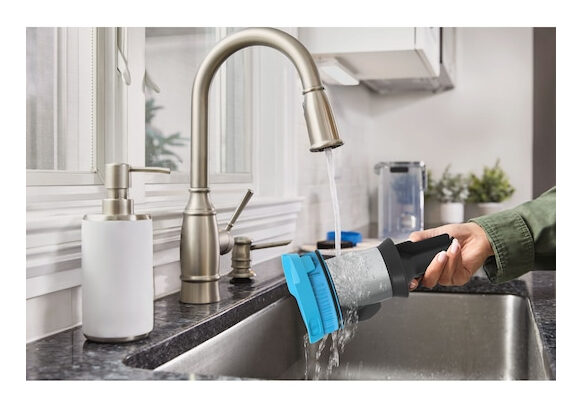 Black & Decker BSV520BRB-QW scopa elettrica Aspirapolvere elettrica Batteria Secco Senza sacchetto 0,65 L Blu 2 Ah