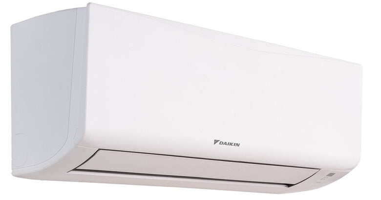 Daikin FTXC25D + RXC25D Condizionatore Fisso split system Unità Interna e Esterna Bianco