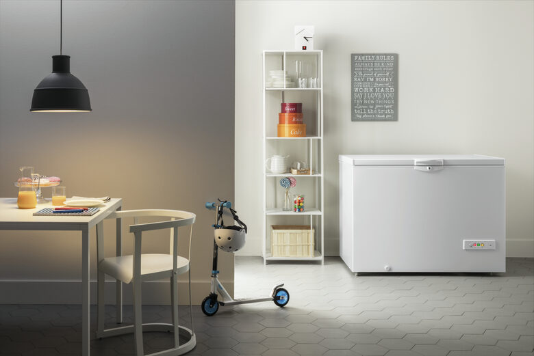 Indesit OS 2A 300 H Congelatore a Pozzetto Libera installazione 315 L E Bianco