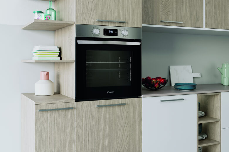 Indesit IO 278P X forno Multifunzione Inox 11Funzioni totali classe A++ 71Lt Pirolisi+Idrolisi